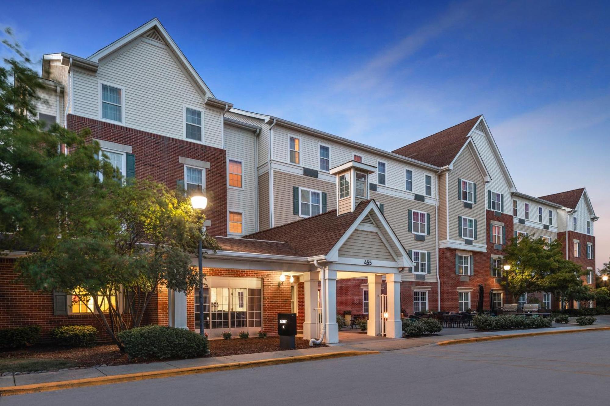 TownePlace Suites Chicago Lombard Exterior foto